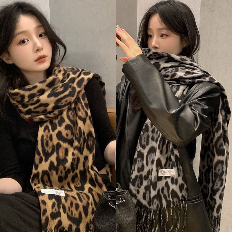 Women'S Winter Accessories Set - 2025年ニューレトロシルクレオパード柄スカーフ軽量ソフト暖かいスカーフファッションアクセサリー女性男性ヴィンテージスタイル冬服