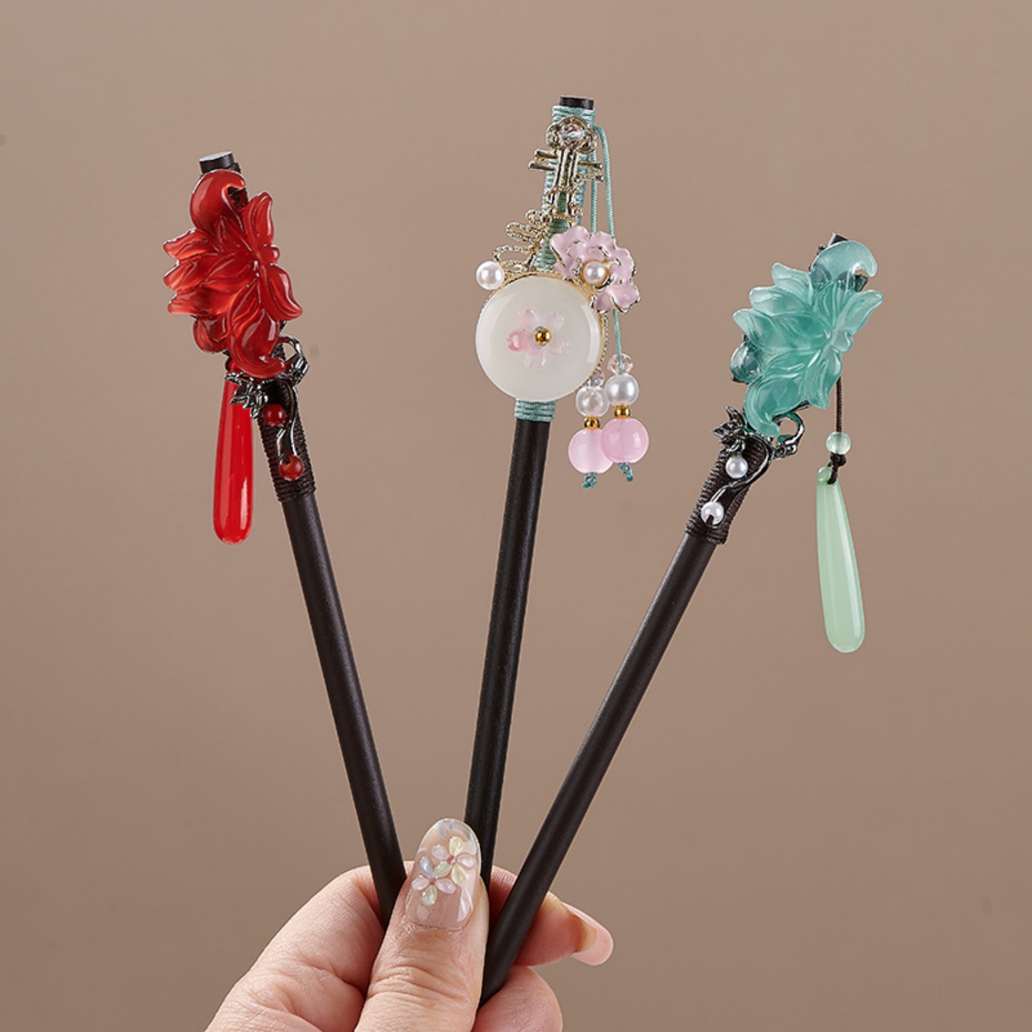 ヴィンテージフラワーヘアピン女性のためのエレガントな木製花ヘ - Women'S Formal Accessories のレビューと価格